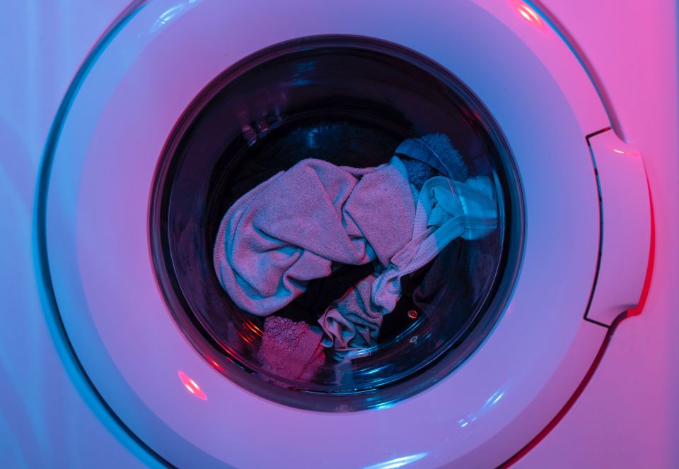 Máy giặt rung lắc khi đang sử dụng